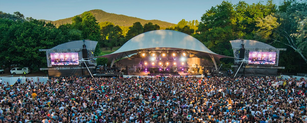 Thousands of Canberrans enjoy free live music at Stage88 on Canberra Day.
